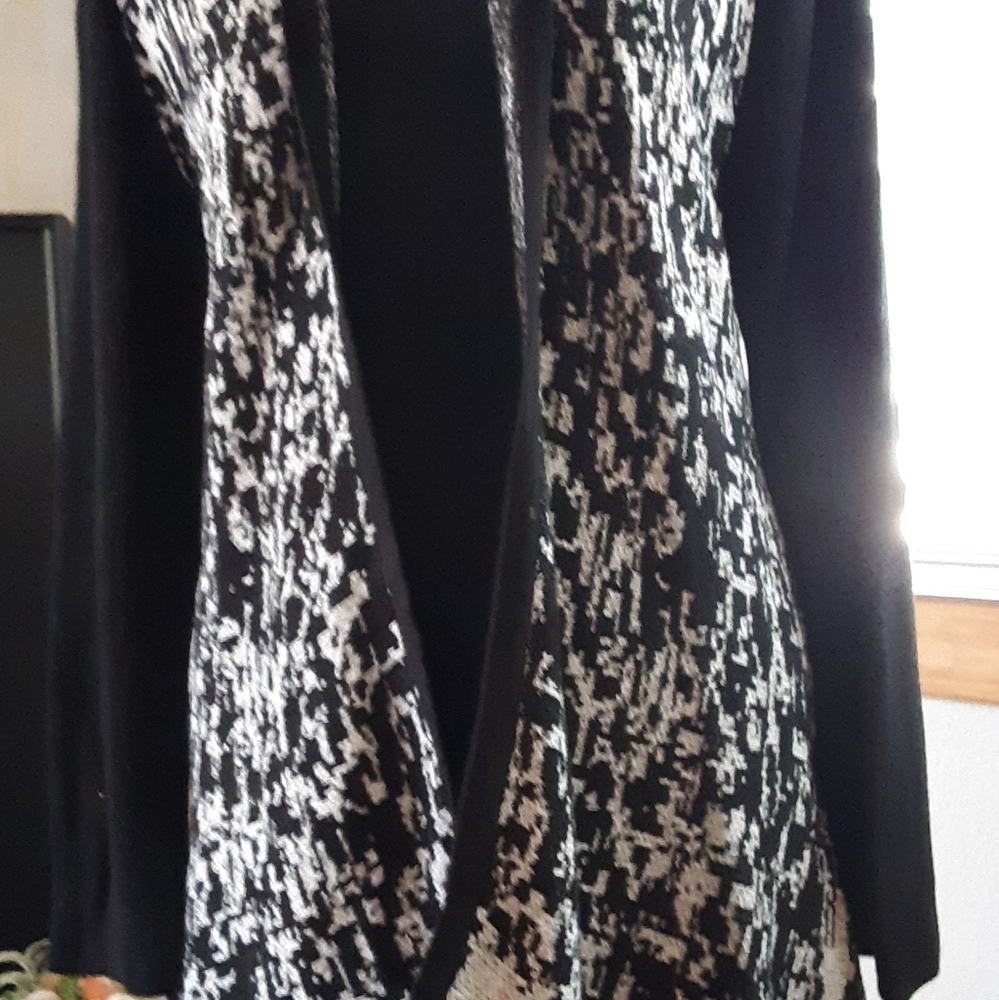 Heavy sweater - Picture 3 of 3